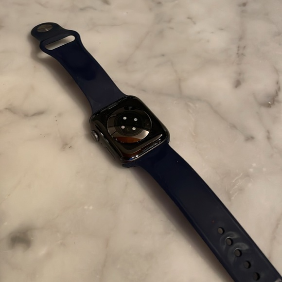 Apple Watch Series 6 GPS, 44mm Aluminum & Ceramic Case, Deep Navy Sports Band - Picture 9 of 11